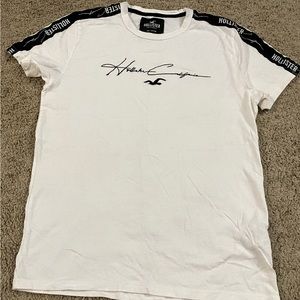 Men’s White Hollister Tshirt